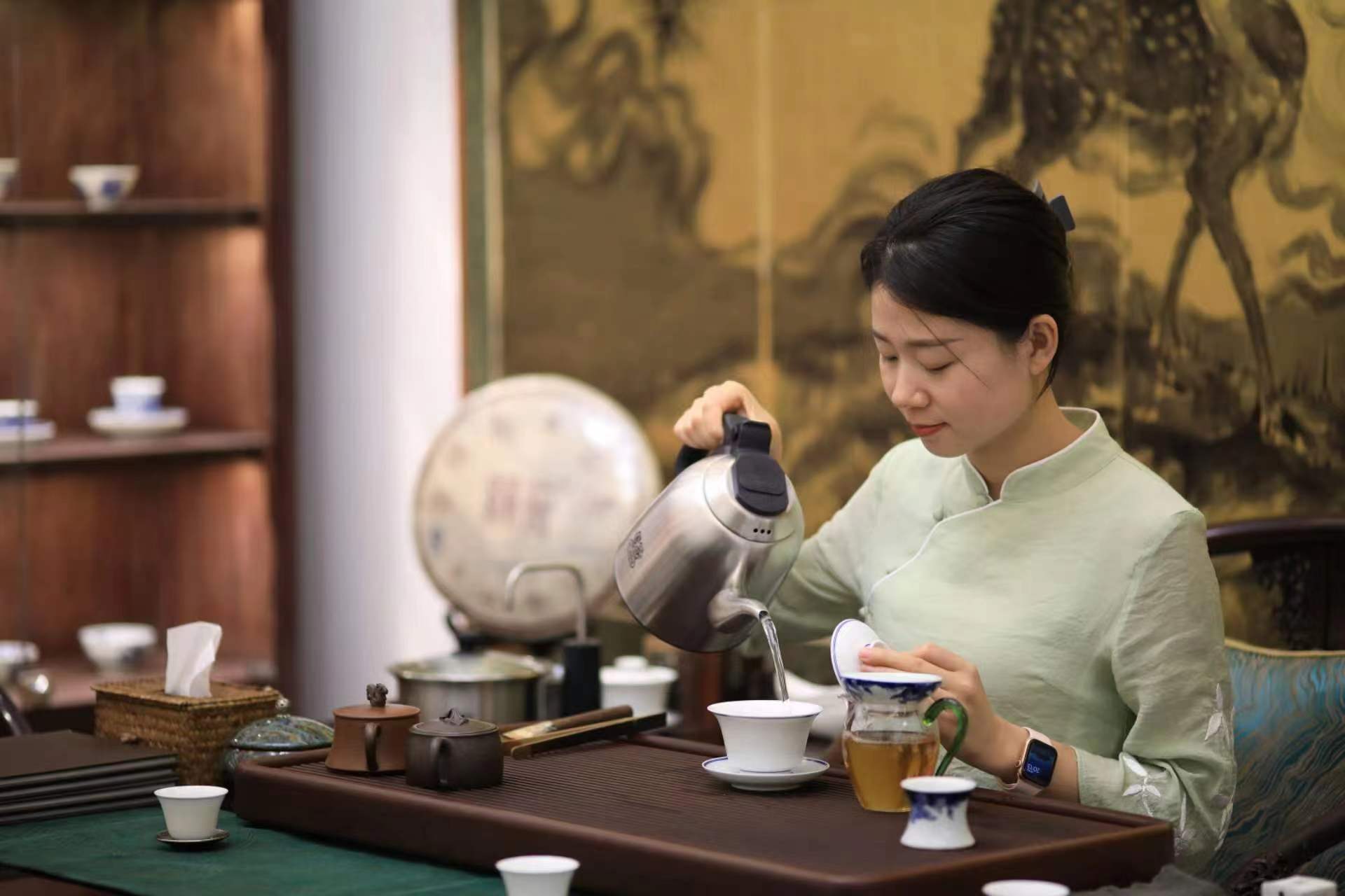 熱烈祝賀老班章品鑒中心青島旗艦店正式授權(quán)為老班章茶業(yè)青島總代理