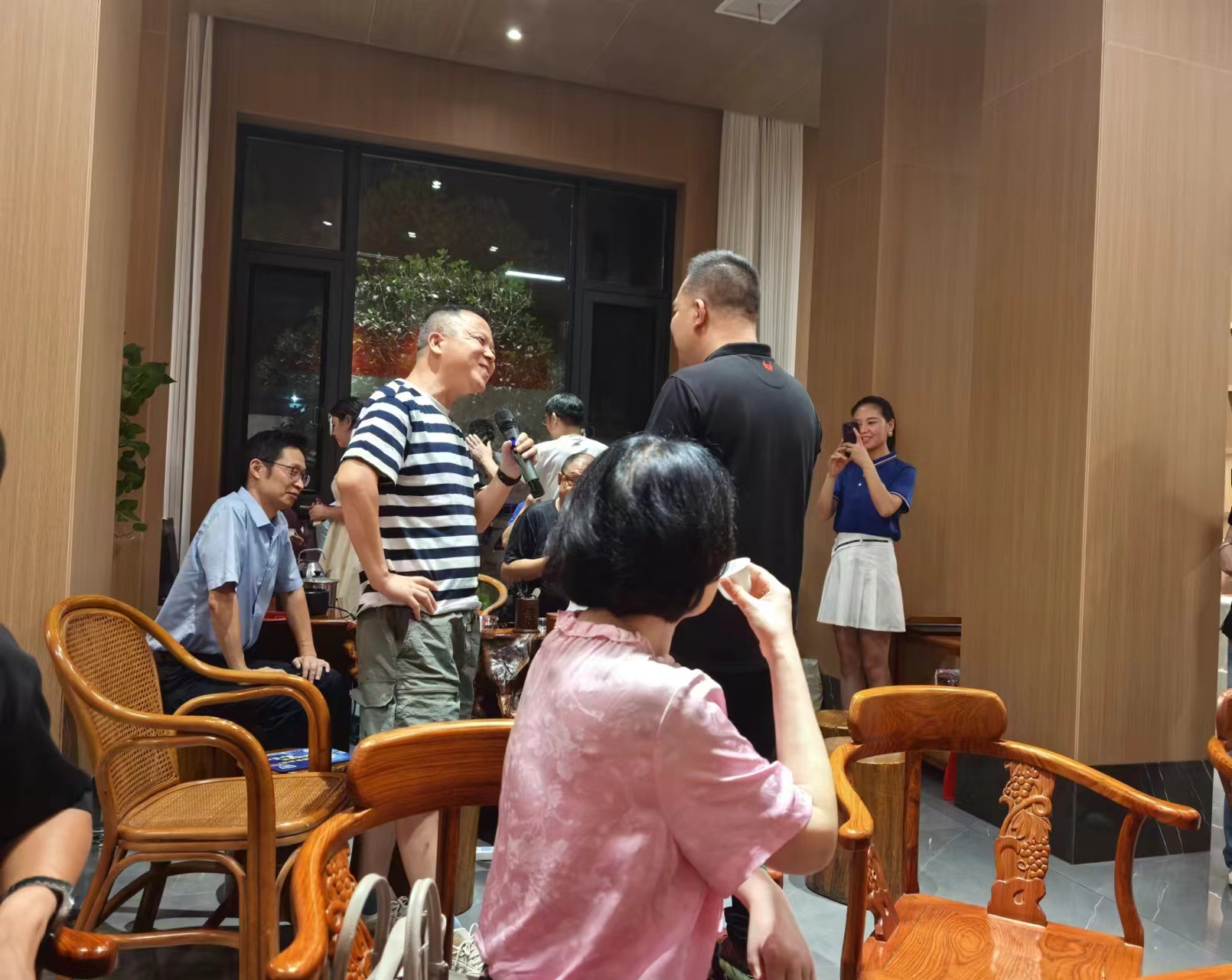 14老班章茶業(yè)創(chuàng)始人鄭展鵬就任仙桃茶葉協(xié)會顧問儀式，暨老班章年份茶品鑒會